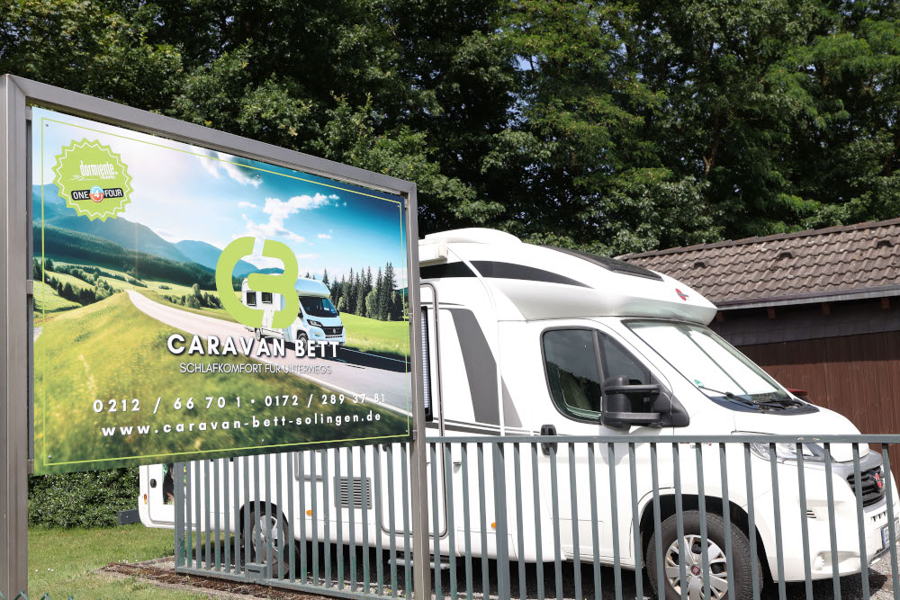 Foto der Caravan Stellplatz-Einfahrt in der Höhe Heide